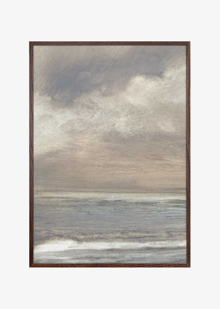 Serene Ocean Horizon