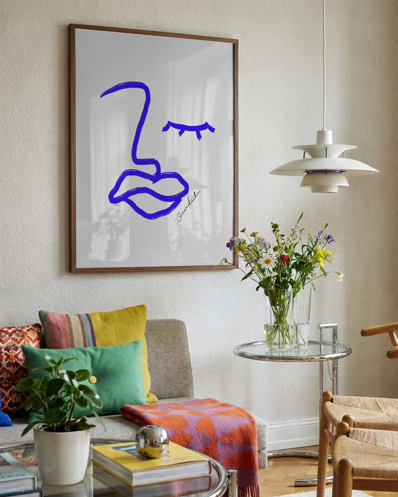 Minimalist Blue Line Face